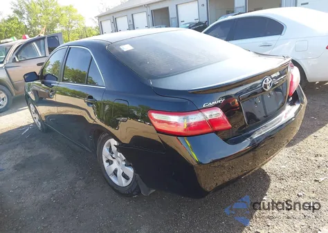 2009 Toyota Camry Le z USA, uszkodzony, nr VIN 4T4BE46KX9R102360